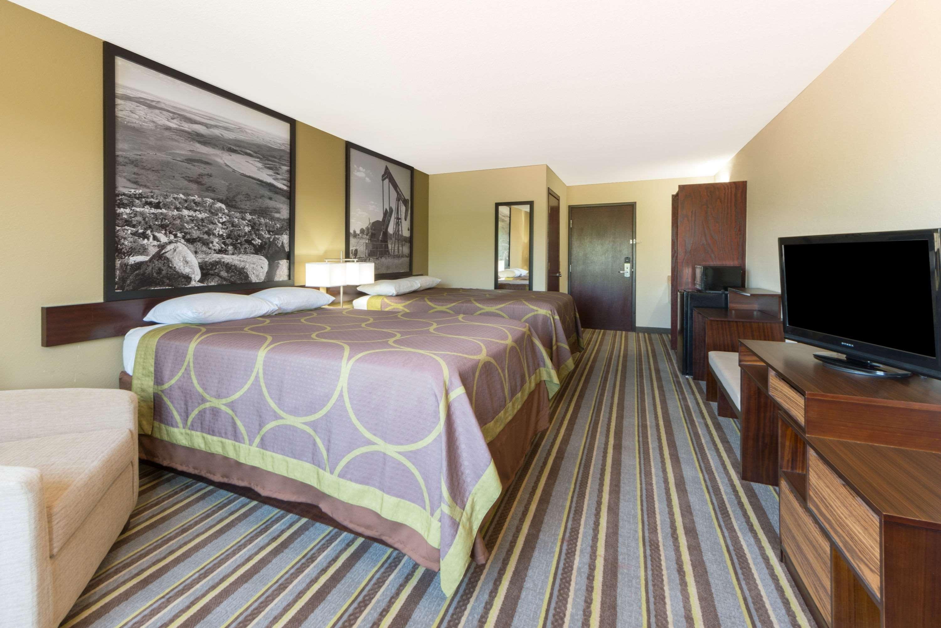 Super 8 By Wyndham Perry Hotel Ngoại thất bức ảnh