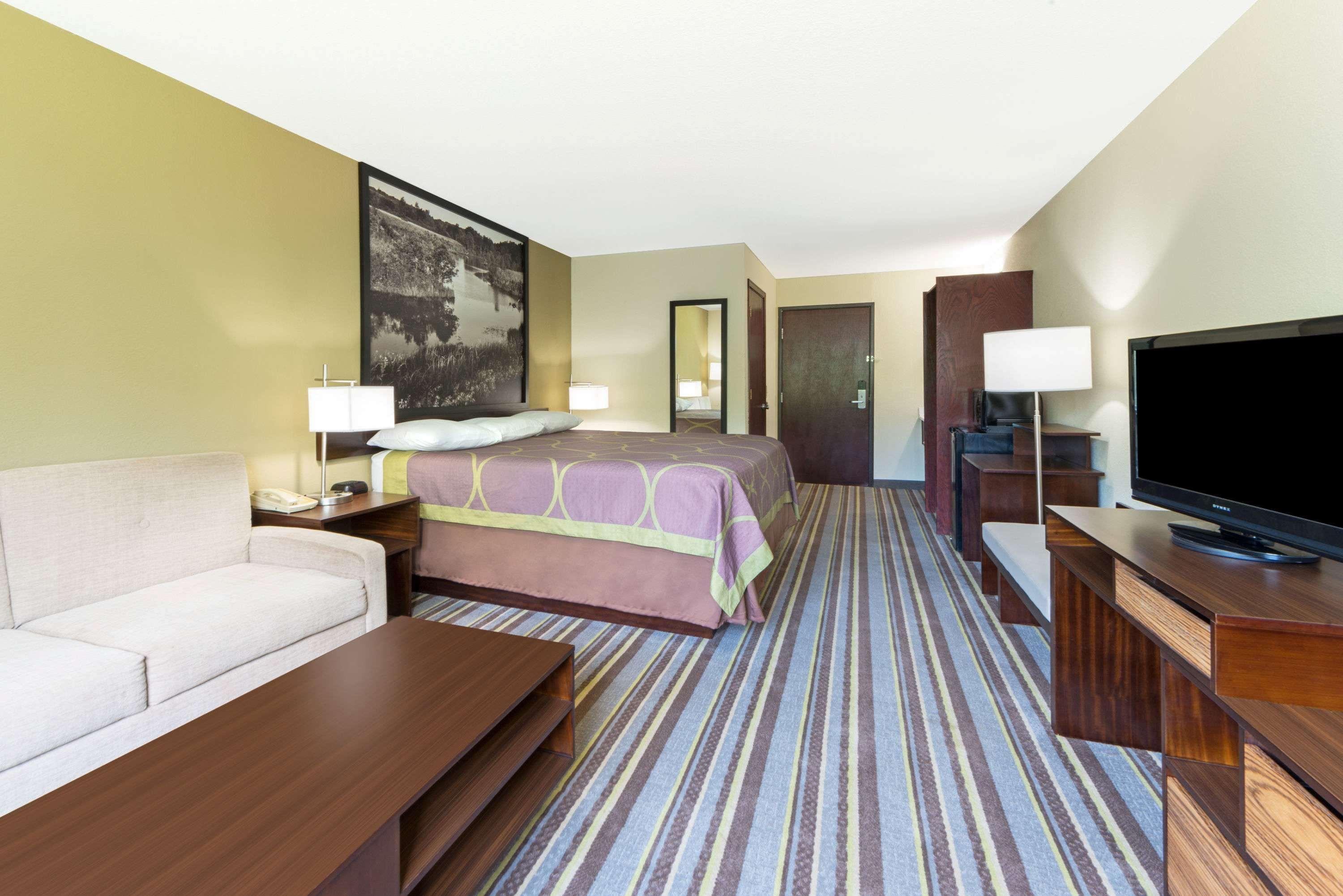 Super 8 By Wyndham Perry Hotel Ngoại thất bức ảnh