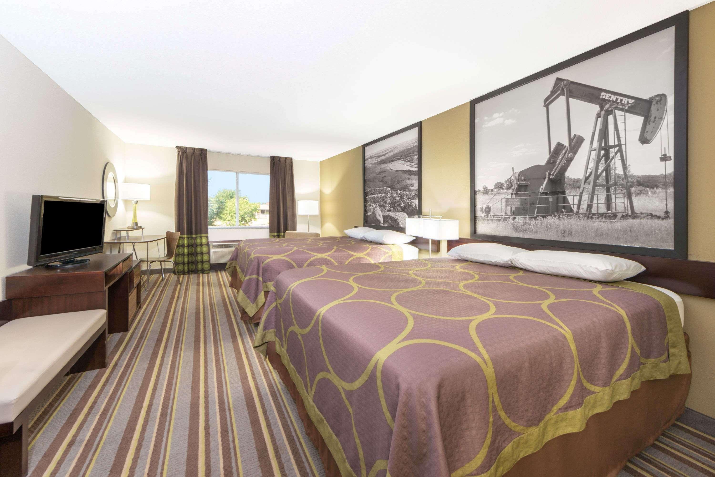 Super 8 By Wyndham Perry Hotel Ngoại thất bức ảnh